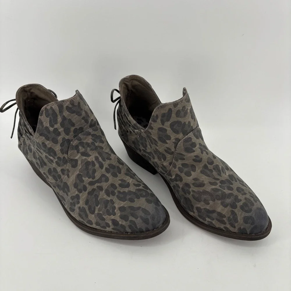 Very G Women Ankle Boots 10 Gray Leopard Print Lace Up Back Block Heel Boho Chic